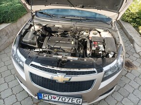 Chevrolet Cruize - 2