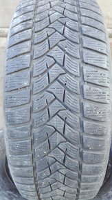 Predám 2-Zimné pneumatiky Dunlop Sport 215/60 R16 - 2