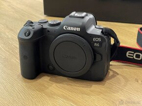 Canon EOS R6 - 2