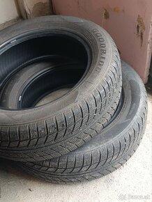 2ks 225/60R18 KUMHO Wintercraft,2ks GOODRIDE SNOWMASTER - 2