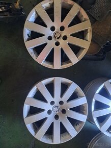 5x112 R17 Škoda 7J ET37 - 2