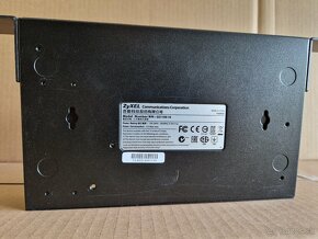 ZyXEL GS1100-16 - 2