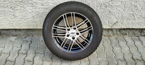 Zimné pneu na hl.diskoch VW 215/60R16 - 2