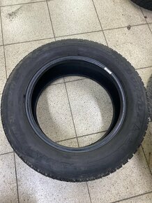 Predam jazdené zimne pneumatiky Dunlop 195/65 R15 - 2