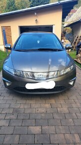 Predám Honda Civic 8g 2.2 CDTI - 2