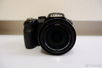 Panasonic Lumix DMC-FZ200 - 2