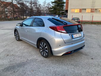 Honda civic 1.8 vtec benzín - 2