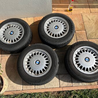 ALU DISKY BMW 15" 5X120 7J ET20 STRED 72.6 MM, STYLING 2 - 2