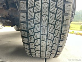 Dodge Ram zimne Nokian 275/60 R20 - 2