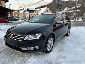 Volkswagen Passat Alltrack B7 2.0tdi 4x4 keyless DCC - 2