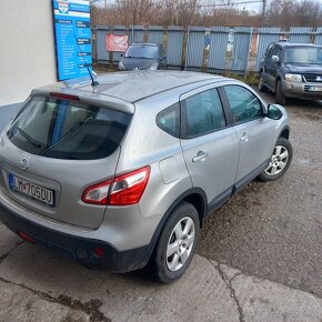 Predám nissan qashqai r.v.2013 - 2