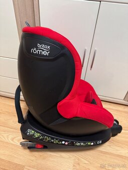 Britax Römer Dualfix2 R - detska sedacka - 0-18 kg - 2