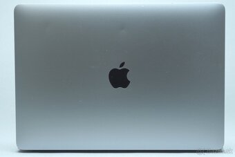 ZÁRUKA/Macbook Air 13.3"/I5 1.6GHZ/8GBRAM/128GB SSD/CZ - 2