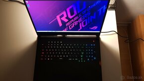 ASUS ROG Strix SCAR III 17,3" - 2