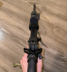 Predám samonabíjaciu guľovnicu štýlu M4, zn. Ruger AR-556 - 2