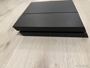 Playstation 4 nefunguje len na náhradné diely - 2