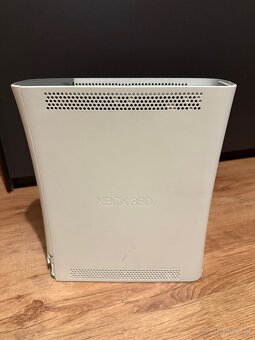 Xbox 360 PHAT - 2