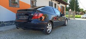 MERCEDES Benz C 220CDI COUPE Automat 143PS - 2