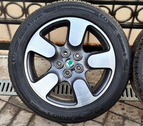 Škoda Octavia Scout 225/50 r17 5x112 - 2