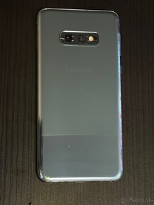 Samsung Galaxy S10e - 2