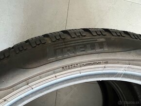 Zimne pneumatiky Pirelli Winter Scorpion 235/45 R21 - 2