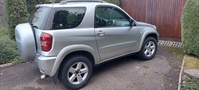 Toyota RAV4 - 2