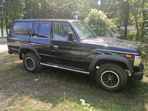 Toyota LandCruiser FJ62 - 2