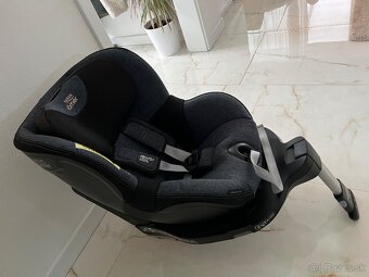 Autosedačka Britax Römer Dualfix M i-Size - 2