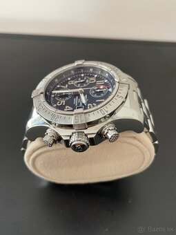 Breitling Super Avenger - 2