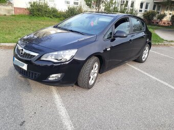 Opel Astra J - 2