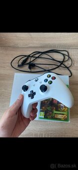 Xbox One S - 2