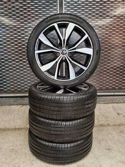 Original VW Taigo R line Letný komplet 5X100 R18 1228 - 2