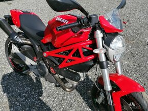 Ducati monster 696 - 2