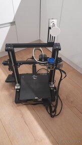 3D tlaciaren Ender 3 V2 - 2