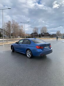 Bmw F30 320xd - 2