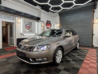 Volkswagen Passat Variant 2.0 TDI Comfortline - 2