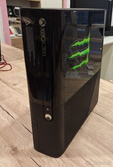 Xbox 360 E 500GB - 2