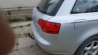 AUDI A4--B7 AVANT - 2