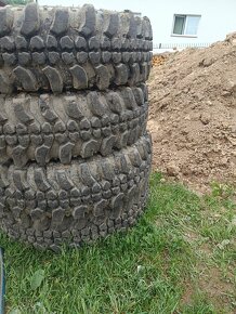 205/80R16 - 2