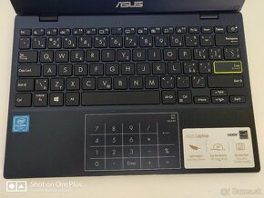 ASUS E210MA - 2