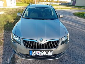 Škoda Superb 2013 2.0tdi DSG Panoráma - 2