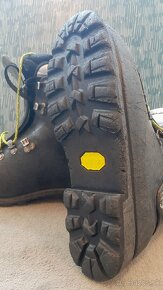 Scarpa Vega s novými šnúrkami 42.5 (275) - 2