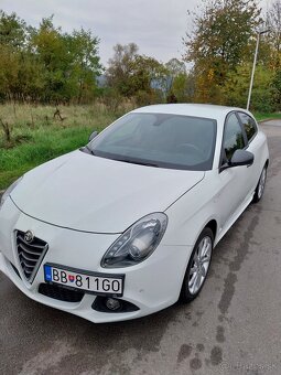 Alfa Romeo Gulietta - 2