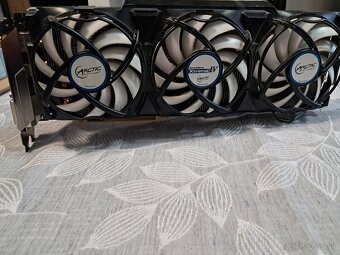 R9 290 4GB - 2