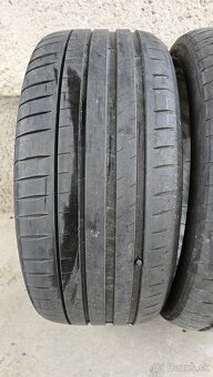 Predám 2ks letných pneu Michelin Pilot Sport 4 235/40 R19 - 2