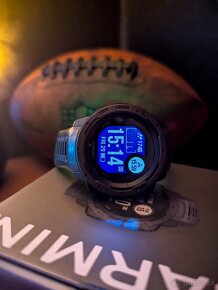 Garmin Instinct BLACK + nabíjačka - 2