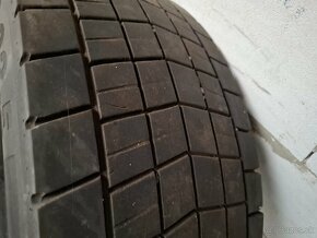 Continental 295/55r22.5 - 2