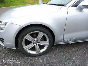 Rozpredám Audi A7 3.0tdi farba: LA7W - 2