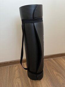 PODLOŽKA NA CVIČENIE YOGA MAT BLACK - GYM BEAM - 2