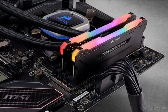 Corsair 32 GB KIT DDR4 3600 MHz CL18 Vengeance RGB PRO - 2